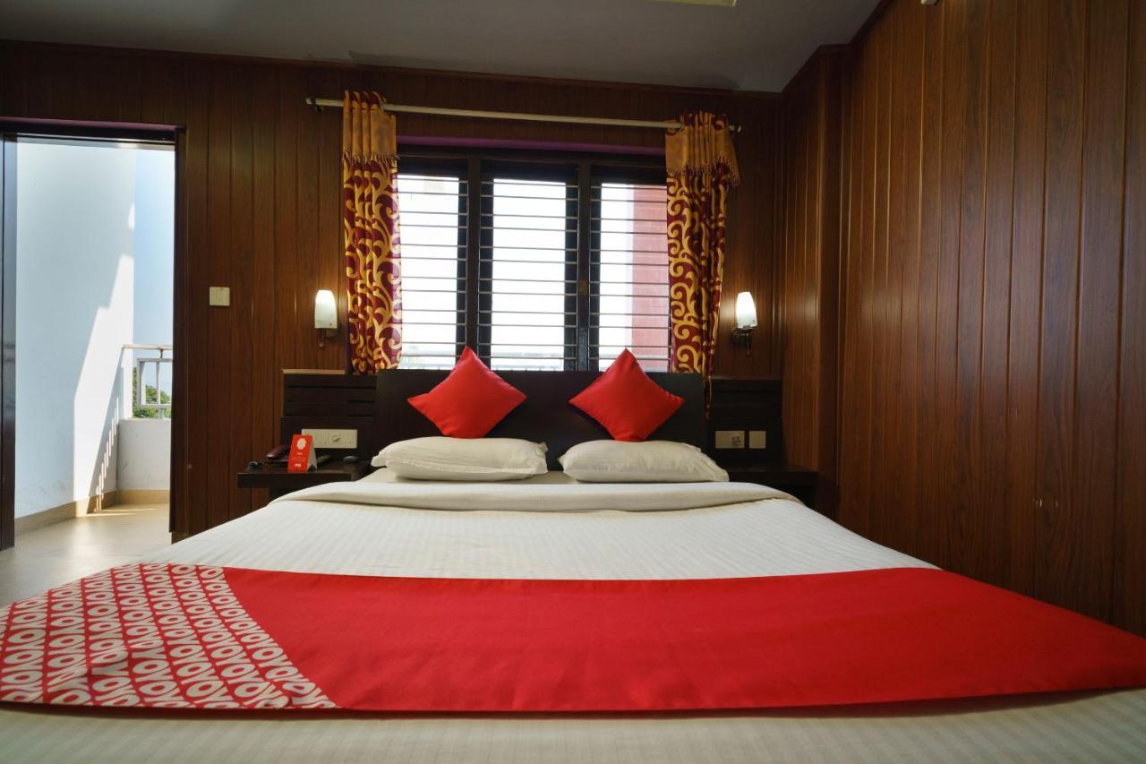 Oyo 8506 Pallivasal Munnar Bagian luar foto